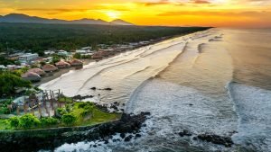 playa el cuco san miguel
